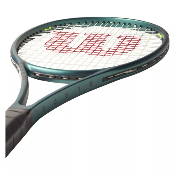 Wilson Blade 98 16x19 v9 (305g) Tennis Racket | Ipontennis