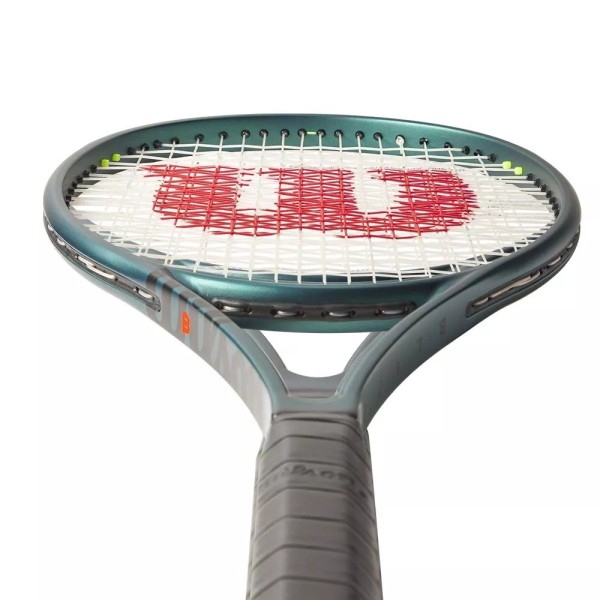 Wilson Blade 104 v9 (290g) racket | Ipontennis
